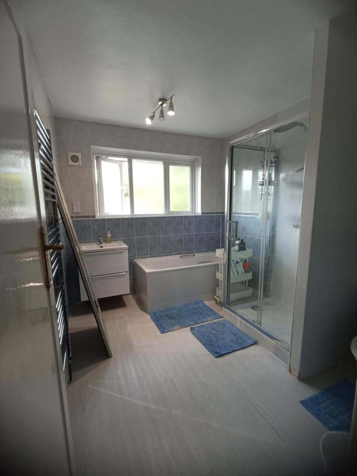 Large Family Home Near Richmond Park 新莫尔登 外观 照片